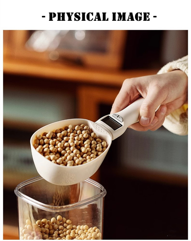 Baby formula measuring spoon with digital display